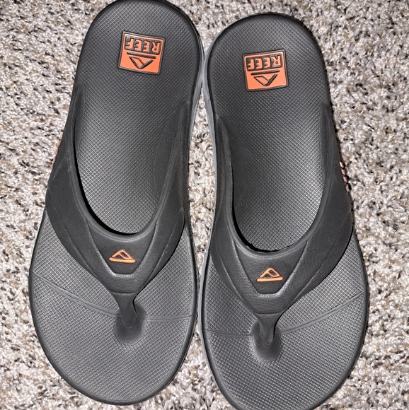 Reef flip flops - Picture 1 of 2